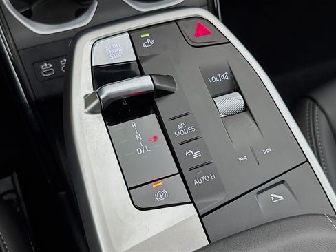 Used 2026 BMW X1 xDrive28i image 19