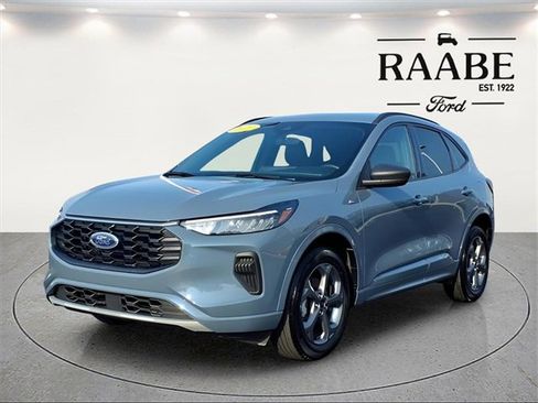 Used 2023 Ford Escape ST-Line w/ Tech Pack #1 image 3