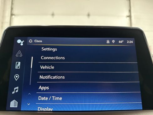 Used 2023 Chevrolet Suburban Z71 w/ Luxury Package image 33