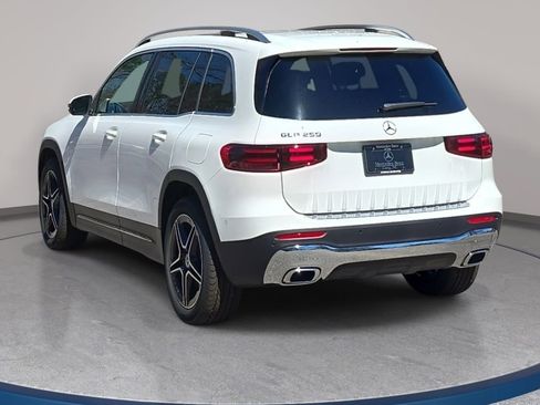 New 2026 Mercedes-Benz GLB 250 image 7