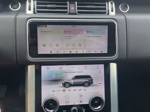 Used 2020 Land Rover Range Rover HSE image 12