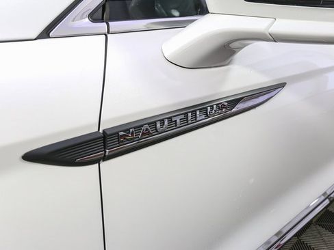 Used 2021 Lincoln Nautilus Reserve w/ Cargo Utility Package image 7