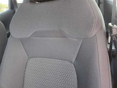 Certified 2025 Nissan Kicks S image 11