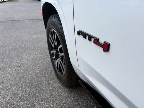 Used 2022 GMC Yukon AT4 w/ Max Trailering Package AWD/4WD image 16