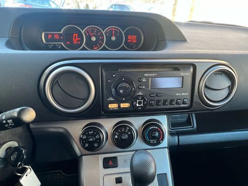 Used 2012 Scion xB image 14