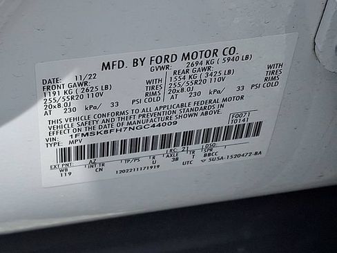 Used 2022 Ford Explorer Limited w/ Limited Technology Package AWD/4WD image 21