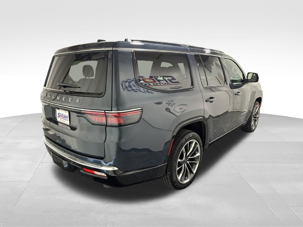 Used 2025 Jeep Wagoneer Series III w/ Premium Group I AWD/4WD image 4