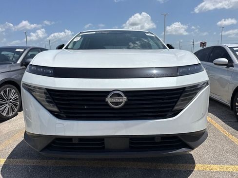 Used 2025 Nissan Murano SL AWD/4WD image 2