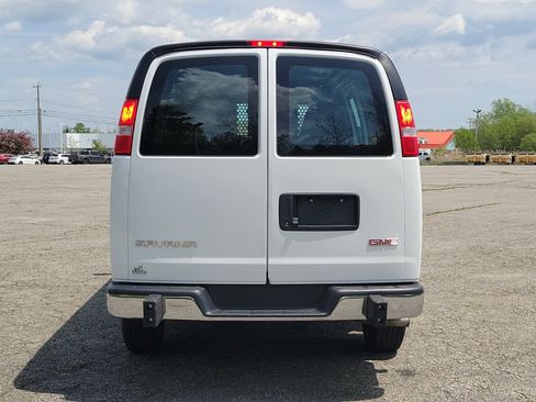 Used 2024 GMC Savana 2500 w/ Driver Convenience Package RWD image 6