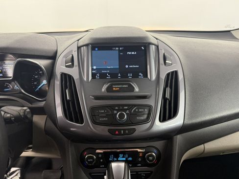 Used 2017 Ford Transit Connect Titanium FWD image 20
