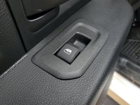 New 2025 RAM 2500 Tradesman w/ Chrome Appearance Group image 18