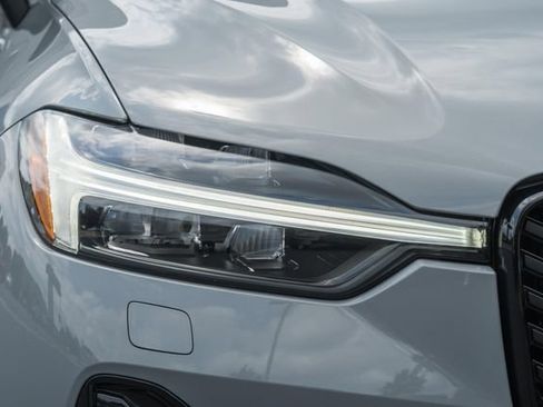 New 2027 Volvo XC60 B5 Ultra AWD/4WD image 13
