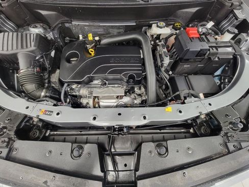 Used 2025 Chevrolet Equinox LT AWD/4WD image 18