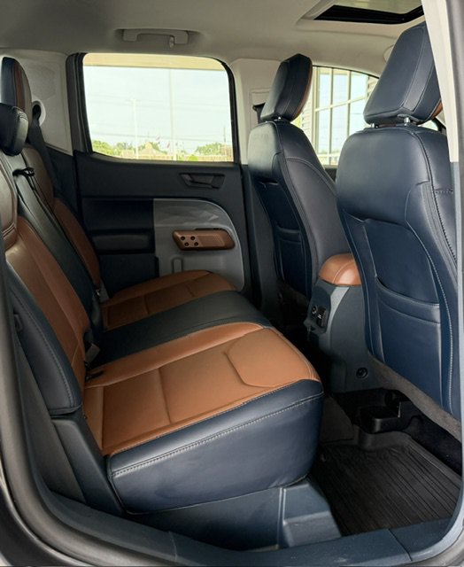 Used 2022 Ford Maverick Lariat w/ Lariat Luxury Package AWD/4WD image 9