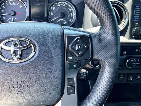 Used 2019 Toyota Tacoma TRD Pro AWD/4WD image 13
