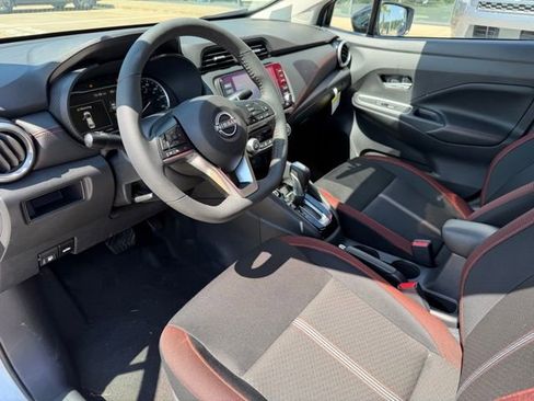 Used 2025 Nissan Versa SR w/ Trunk Package FWD image 11