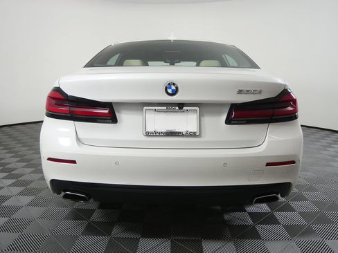 Used 2022 BMW 530i RWD image 4