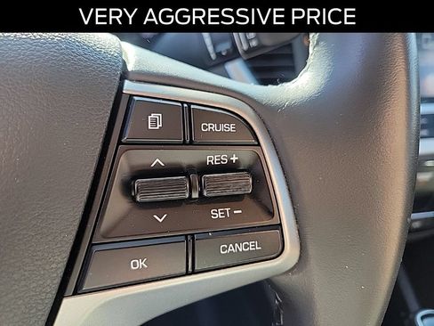 Used 2022 Hyundai Accent Limited FWD image 23