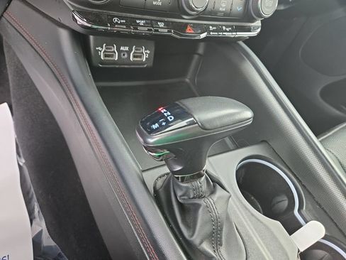 Used 2024 Dodge Durango GT AWD/4WD image 29