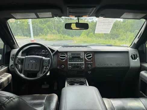 Used 2011 Ford F250 Lariat w/ Camper Pkg AWD/4WD image 15