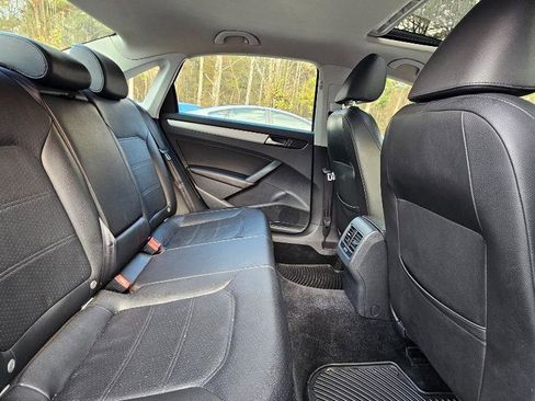 Used 2013 Volkswagen Passat 2.5 SE image 31