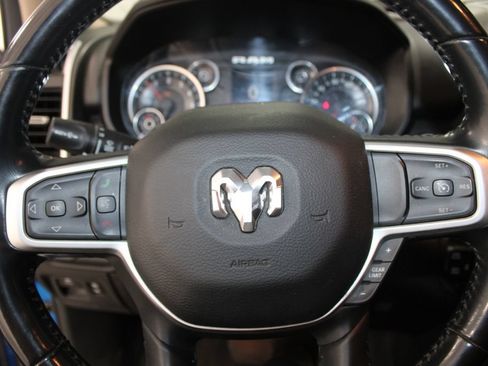 Used 2020 RAM 1500 Big Horn AWD/4WD image 18