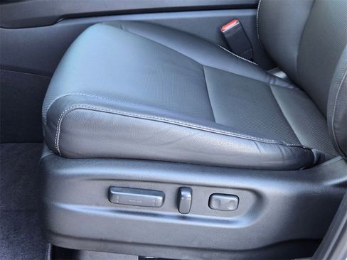 Used 2025 Honda Ridgeline RTL image 12