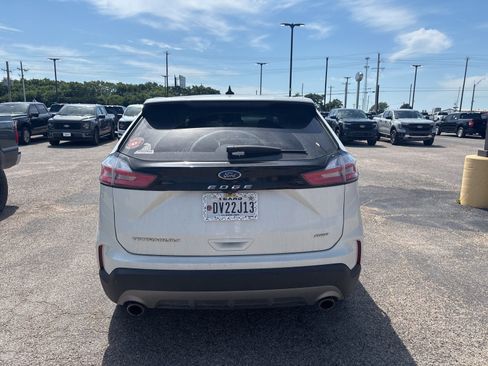 Used 2023 Ford Edge Titanium AWD/4WD image 6