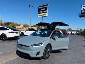 Used 2018 Tesla Model X 100D video 1