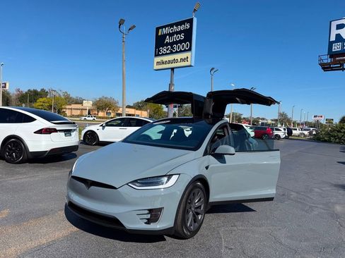 Used 2018 Tesla Model X 100D image 1