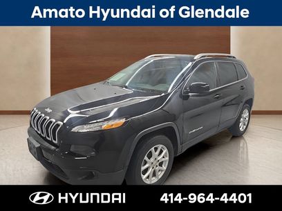 Used 2017 Jeep Cherokee Latitude w/ Safety/Convenience Group