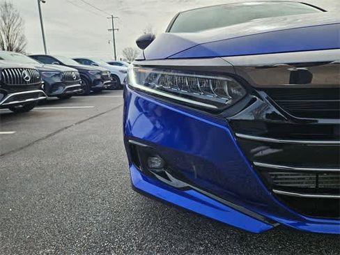 Used 2021 Honda Accord Sport Special Edition image 10
