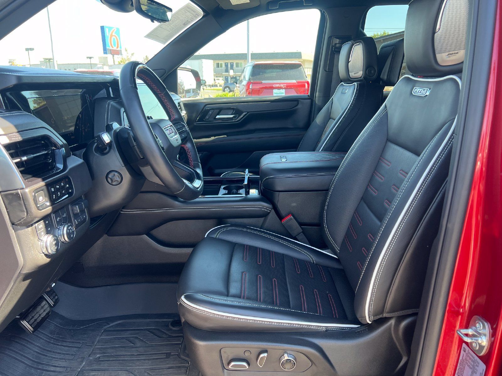 Used 2025 GMC Yukon XL AT4 Ultimate w/ LPO, Floor Liner Package AWD/4WD image 9