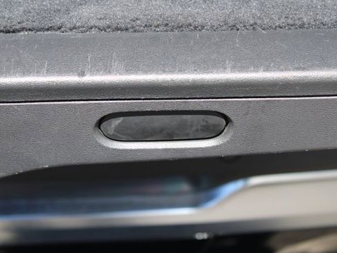 Used 2024 Rivian R1S Adventure image 51