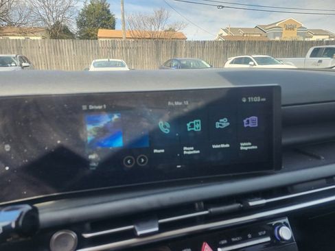 Used 2025 Hyundai Tucson SEL image 12