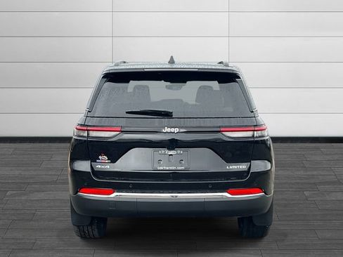 New 2025 Jeep Grand Cherokee Limited w/ MOPAR Finishing Package AWD/4WD image 4