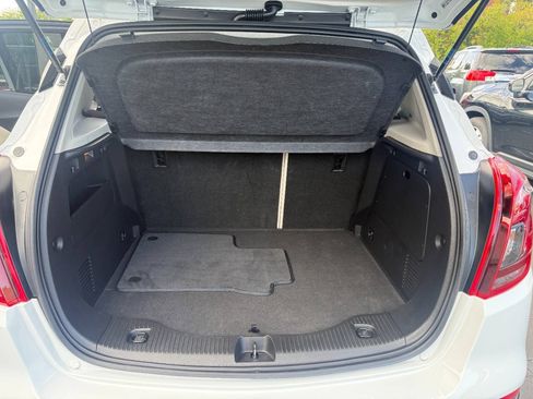 Used 2018 Buick Encore Essence AWD/4WD image 16
