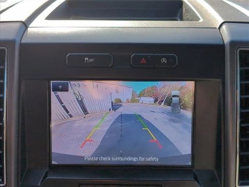 Used 2020 Ford F150 XLT w/ Trailer Tow Package image 12