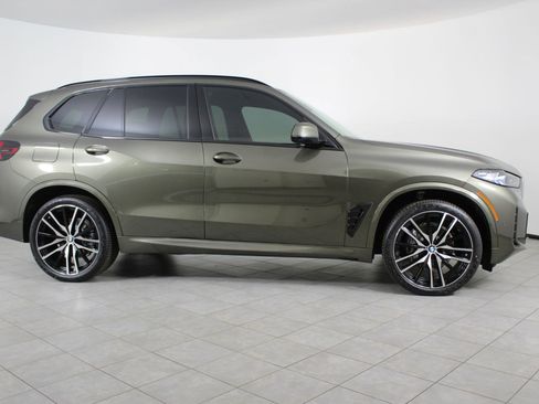 New 2026 BMW X5 xDrive40i w/ M Sport Package image 8