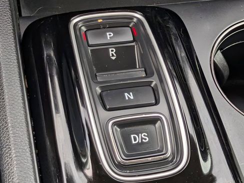 Used 2023 Honda Pilot EX-L image 16
