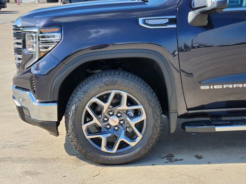 New 2026 GMC Sierra 1500 SLT AWD/4WD image 5