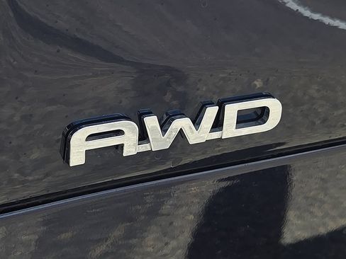 New 2026 Toyota Highlander Platinum AWD/4WD image 11