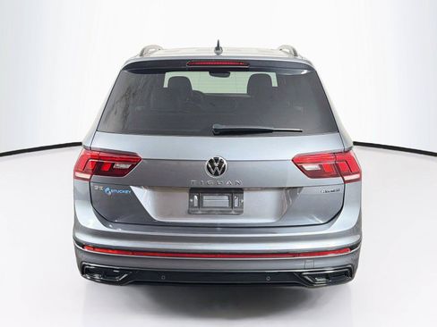 Used 2022 Volkswagen Tiguan SE R-Line AWD/4WD image 10