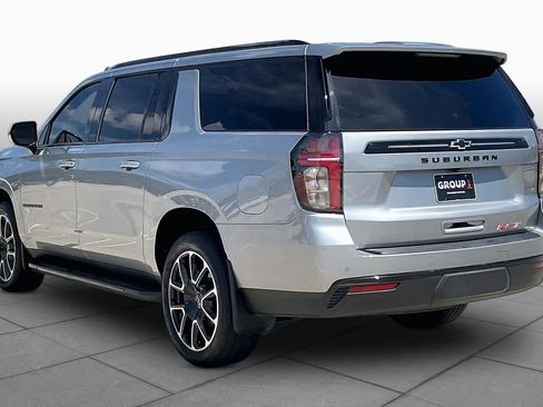 Used 2024 Chevrolet Suburban RST RWD image 12