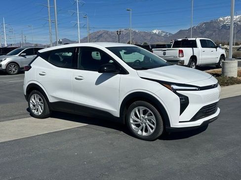 New 2027 Chevrolet Bolt LT w/ Comfort Package FWD image 27