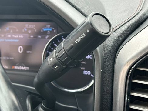 Used 2019 Ford F250 Platinum w/ Platinum Ultimate Package AWD/4WD image 21