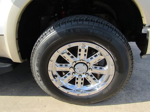 Used 2008 Ford F250 XL AWD/4WD image 7