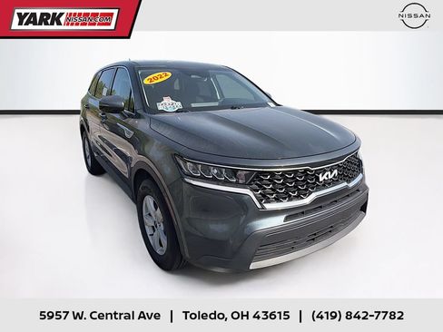 Used 2022 Kia Sorento LX FWD image 1