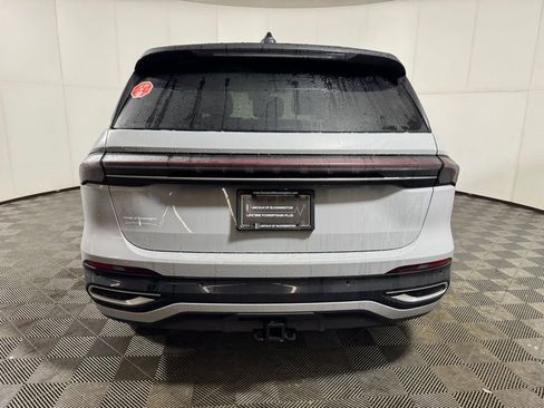 New 2026 Lincoln Nautilus Reserve image 4