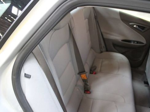 Used 2020 Chevrolet Malibu LS FWD image 9